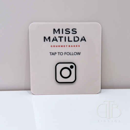 Portable Social Media Tag with NFC | Personalised Logo