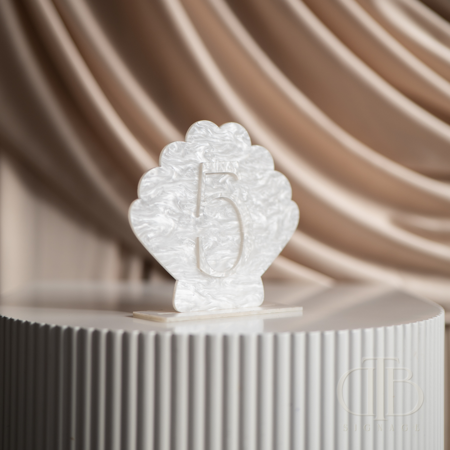 Elegant Acrylic Wedding Table Numbers – Oyster